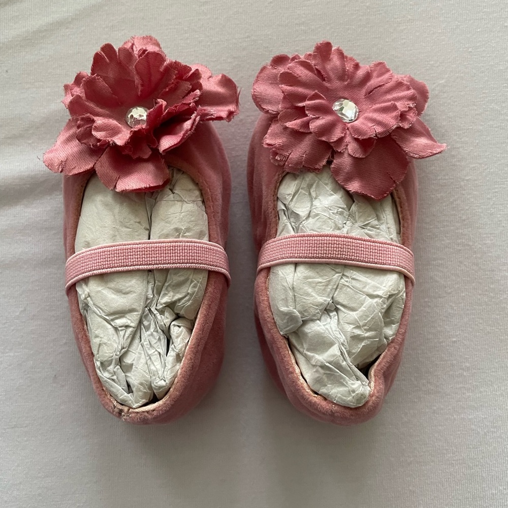 Stuart Weitzman like new baby shoe